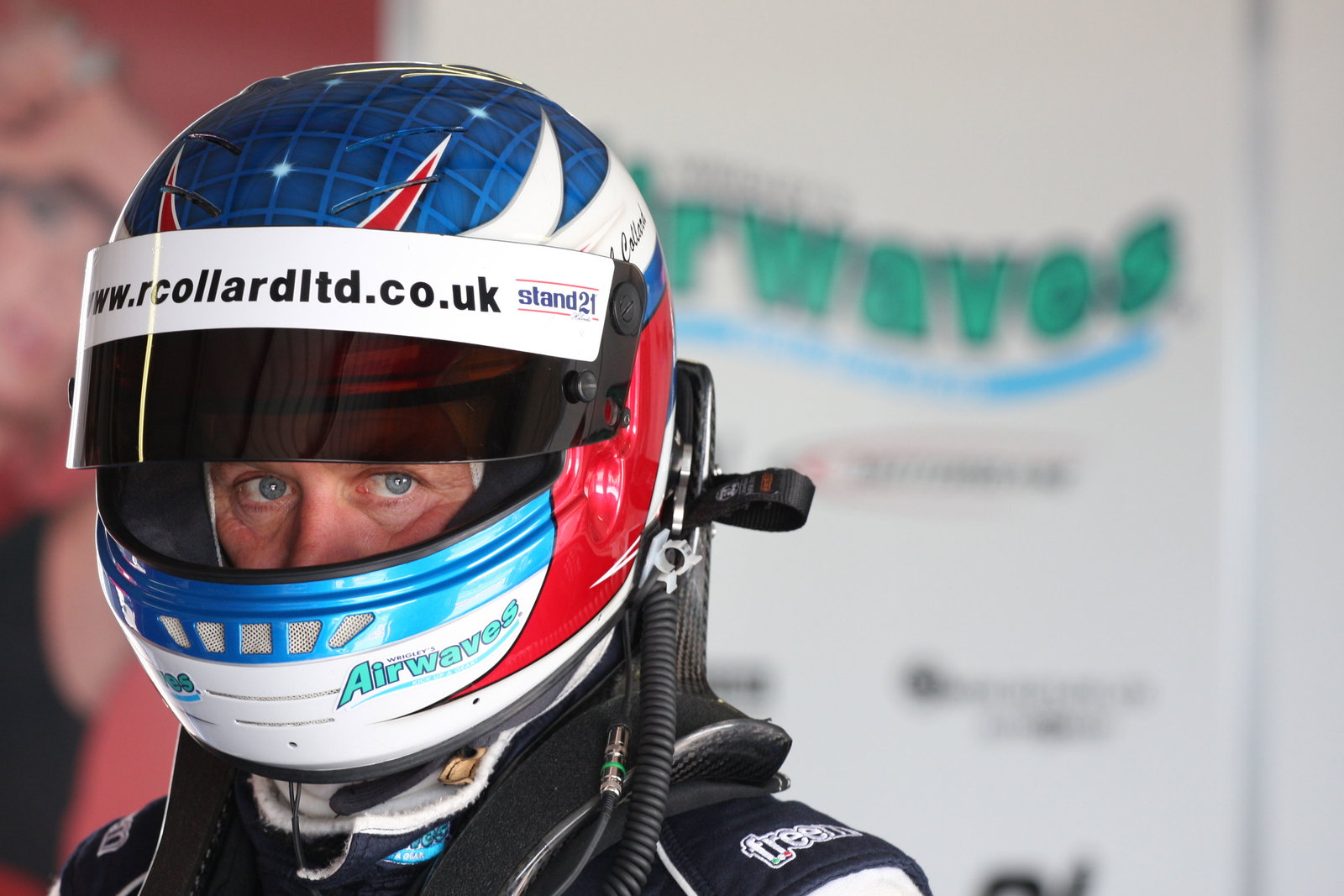 Robert Collard (GBR) - Airwaves BMW 320si E90