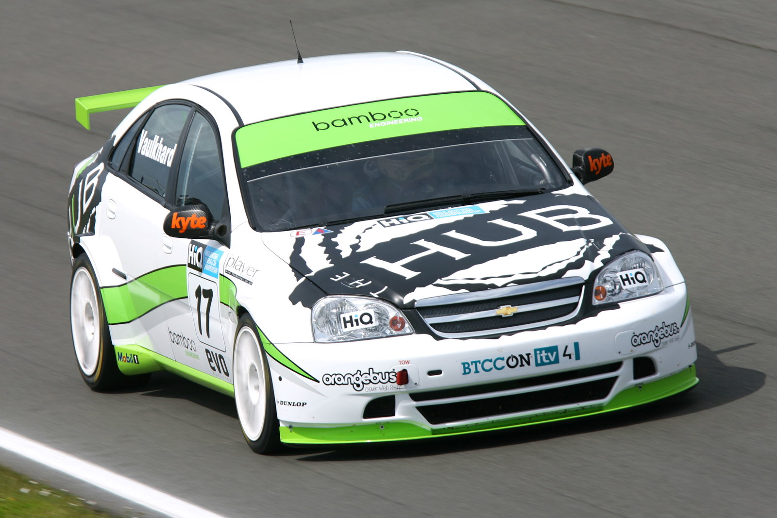 Harry Vaulkhard (GBR) - Bamboo Engineering Chevrolet Lacetti