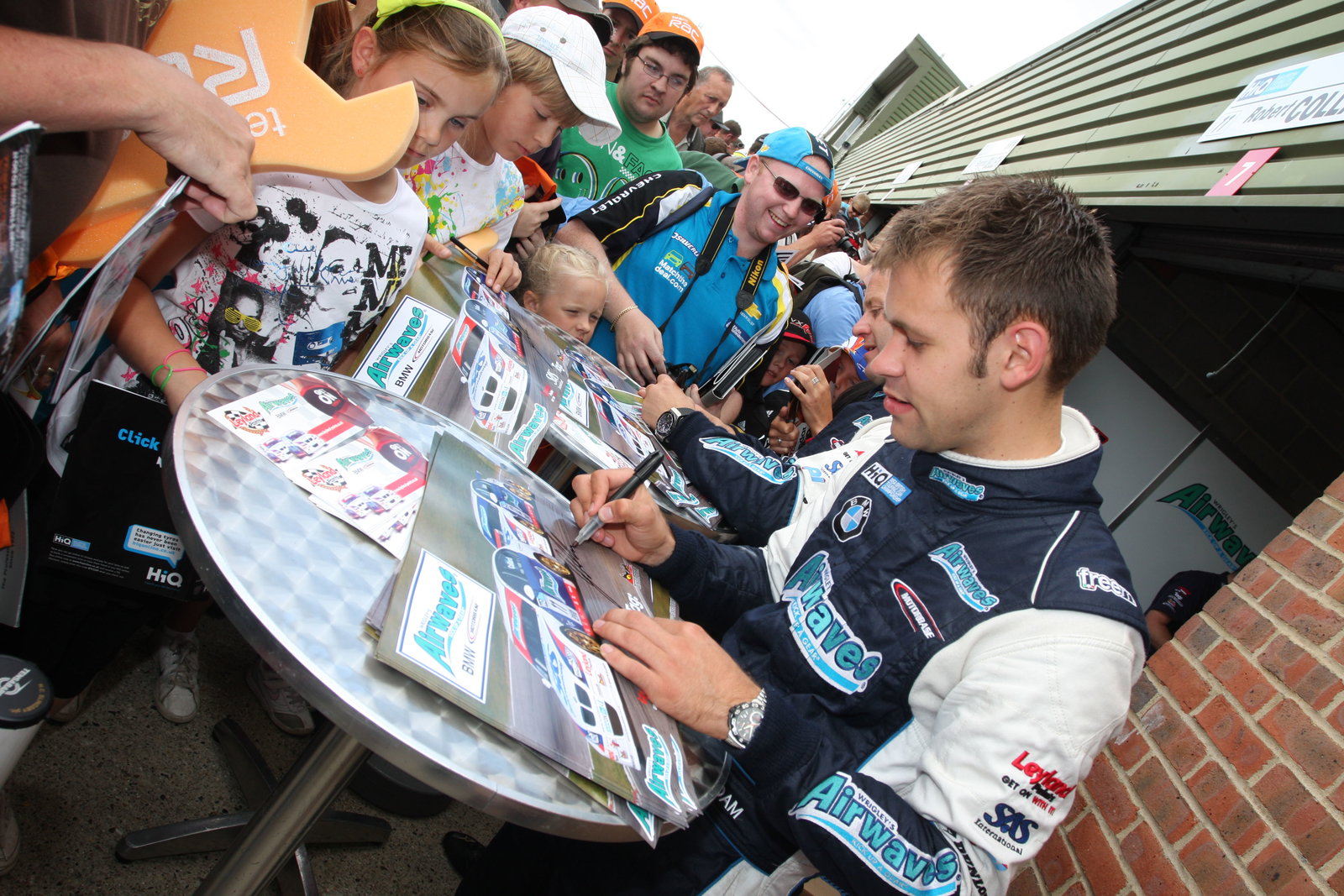 Jonathan Adam (GBR) - Airwaves BMW 320si E90