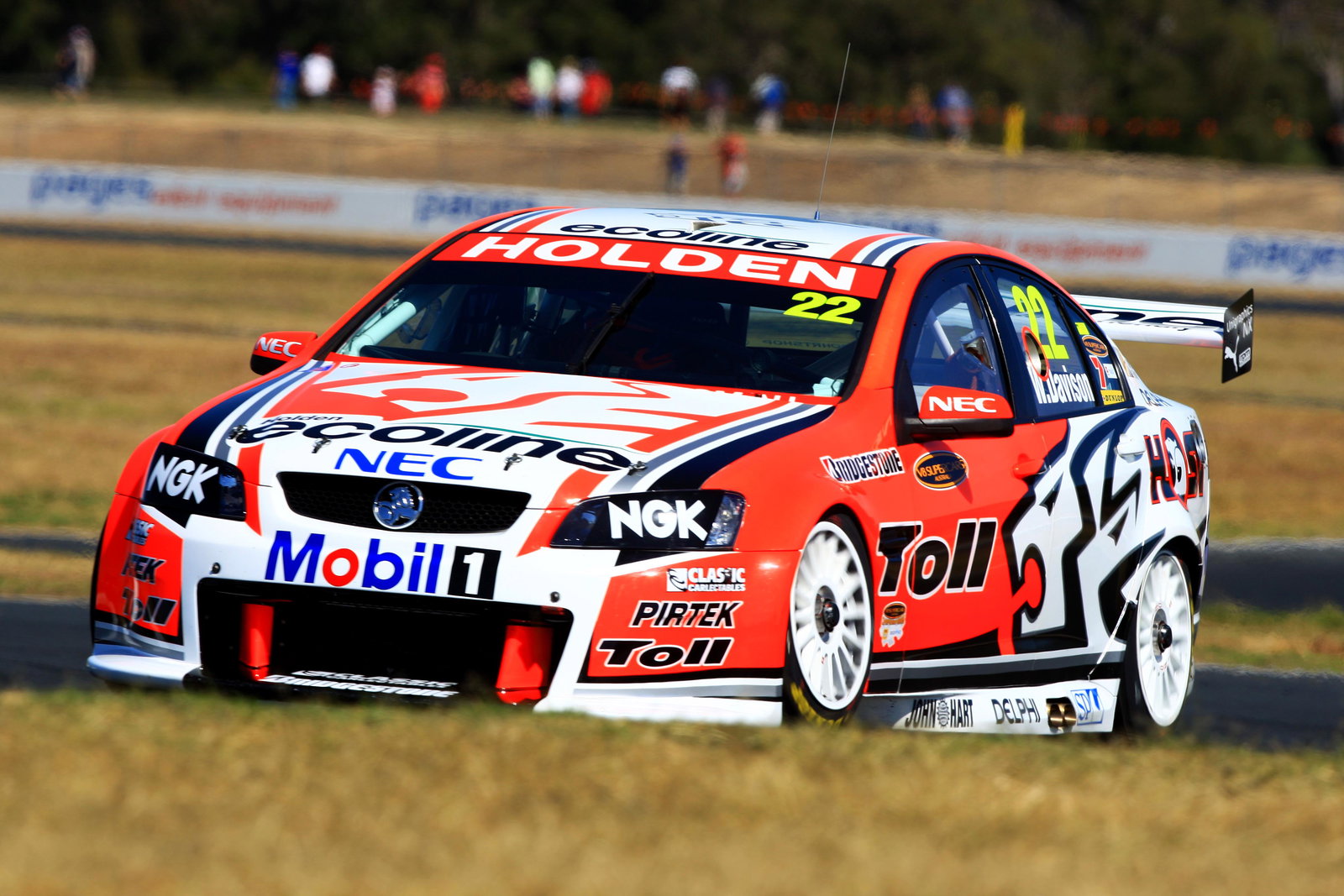 Will Davison, (aust), Toll HRT Commodore
Races 15 & 16 V8 Supercars
Qld House and Land.com300