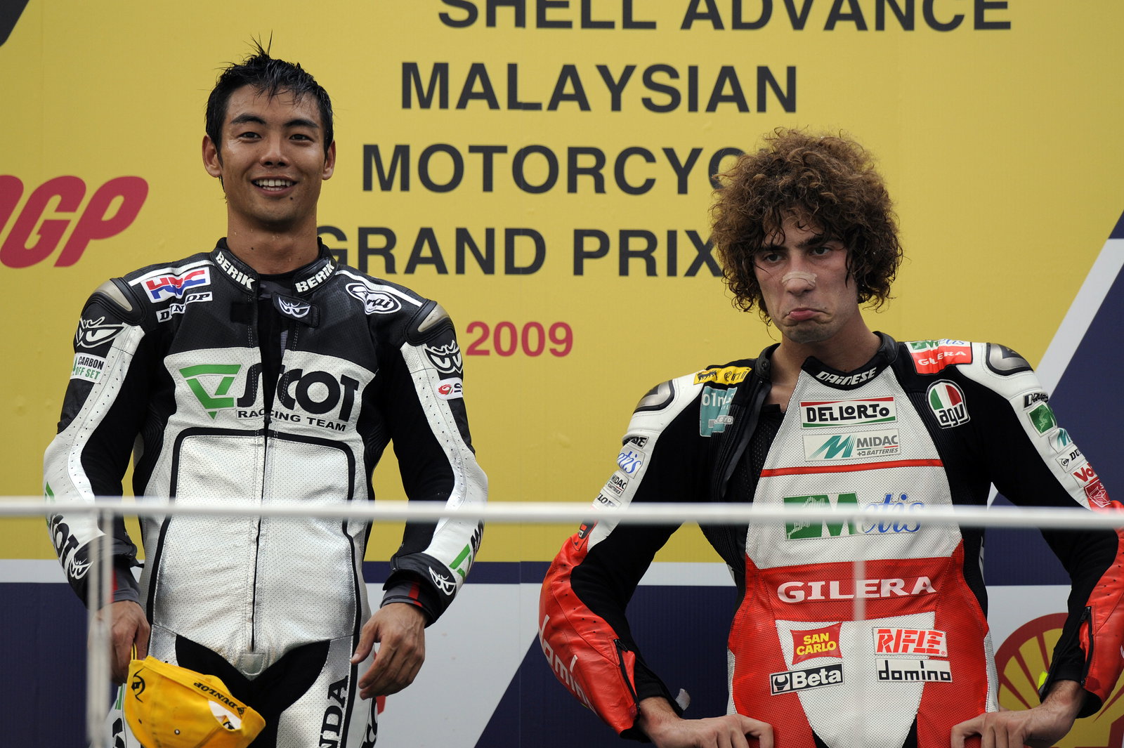 Aoyama and Simoncelli, Malaysian 250GP Race 2009
