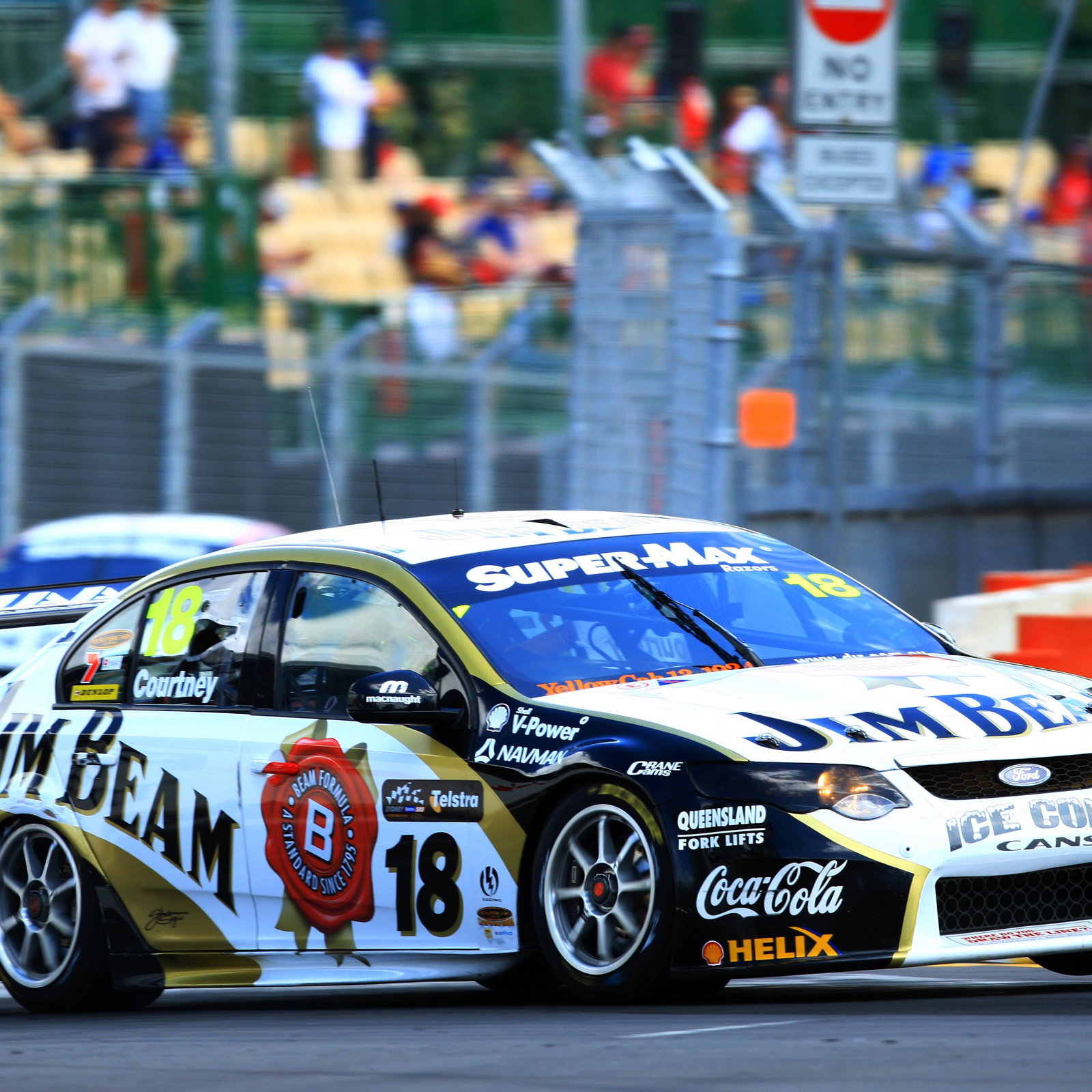 James Courtney (Aust) Jim Beam DJR Ford Races 25 and 26 Sydney Telstra 500 V8 Supercars Homebu