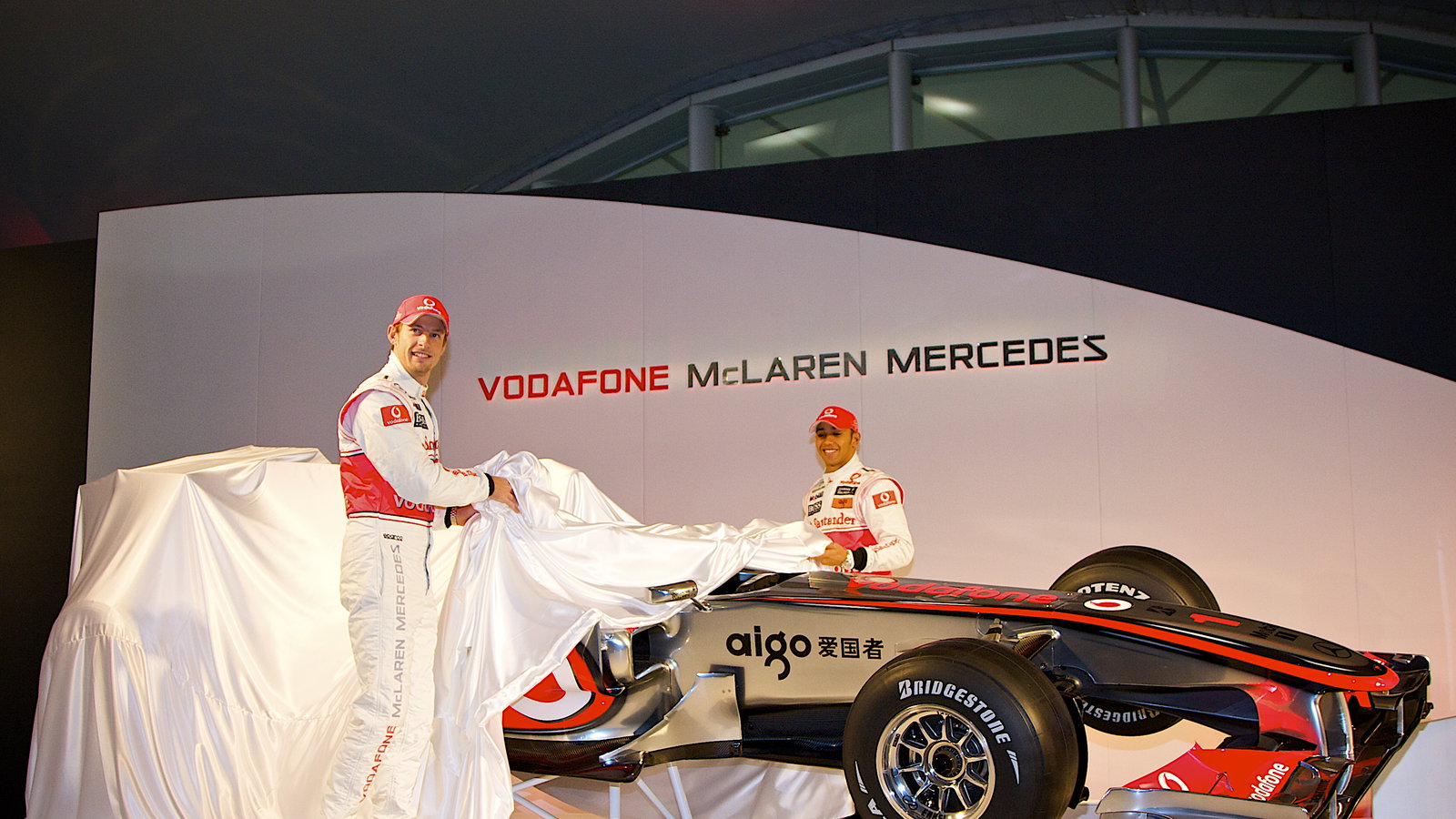Jenson Button (GBR), Lewis Hamilton (GBR), McLaren MP4-25 Launch, Newbury, GB, Vodafone, Mercedes