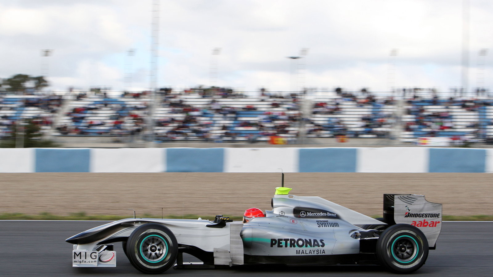 11.02.2010 Jerez, Spain, Michael Schumacher (GER), Mercedes GP, W01 - Formula 1 Testing, Jerez, Spai