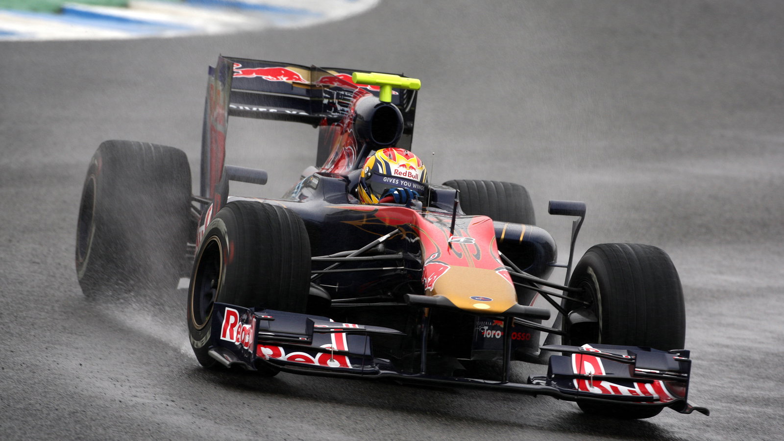 12.02.2010 Jerez, Spain, Jaime Alguersuari (ESP), Scuderia Toro Rosso, STR05 - Formula 1 Testing, Je