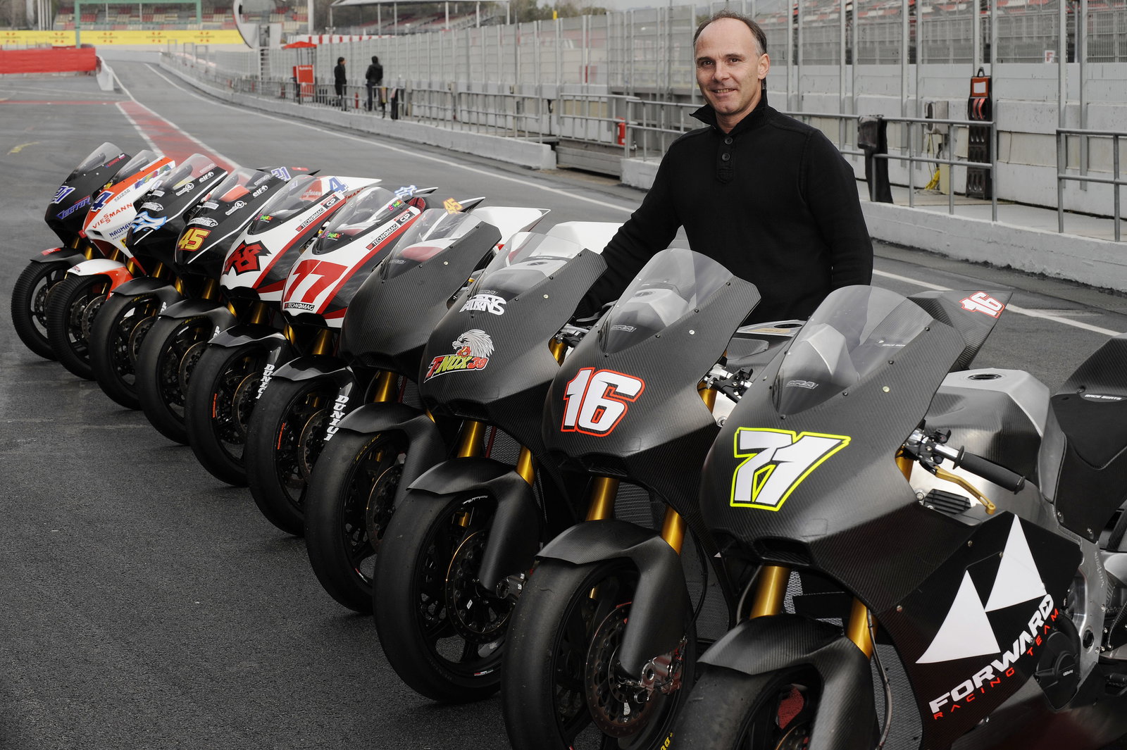 Eskil Suter with his Moto2 bikes, Catalunya Moto2 Test, February 2010