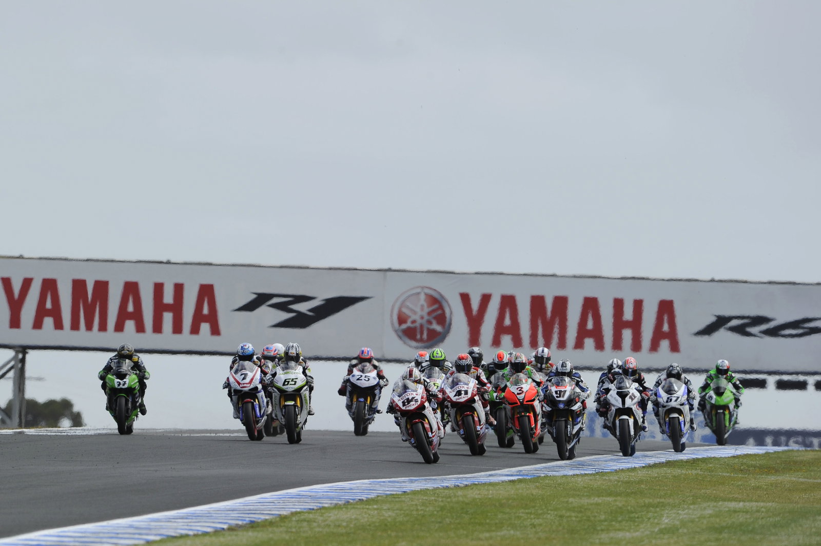 Fabrizio, Race Start, Australian WSBK Race 1 2010