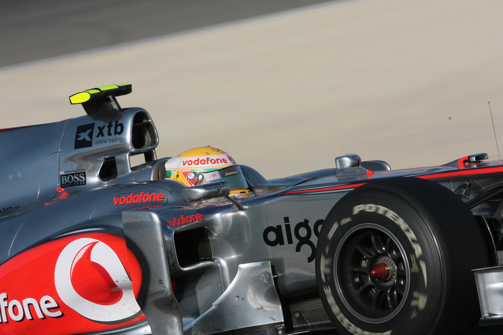 Lewis Hamilton (GBR) McLaren Mercedes MP4-25