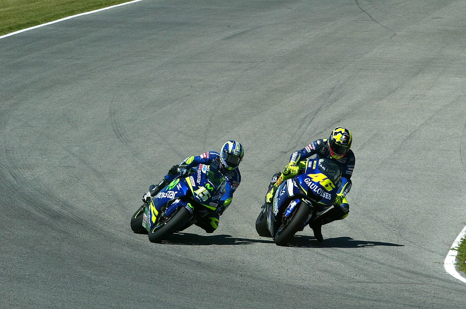 Gibernau and Rossi, last corner collision, Spanish MotoGP, 2005