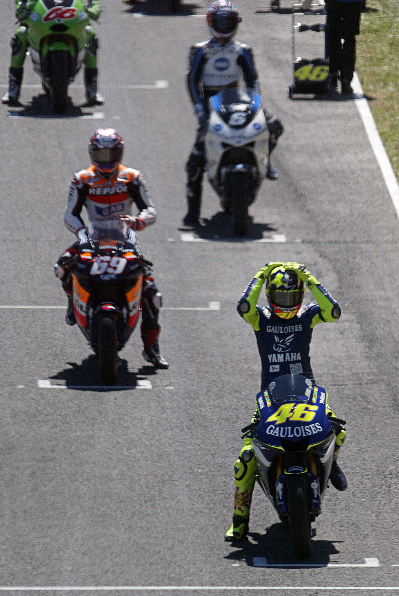 Rossi on the grid, Spanish MotoGP Race 2005