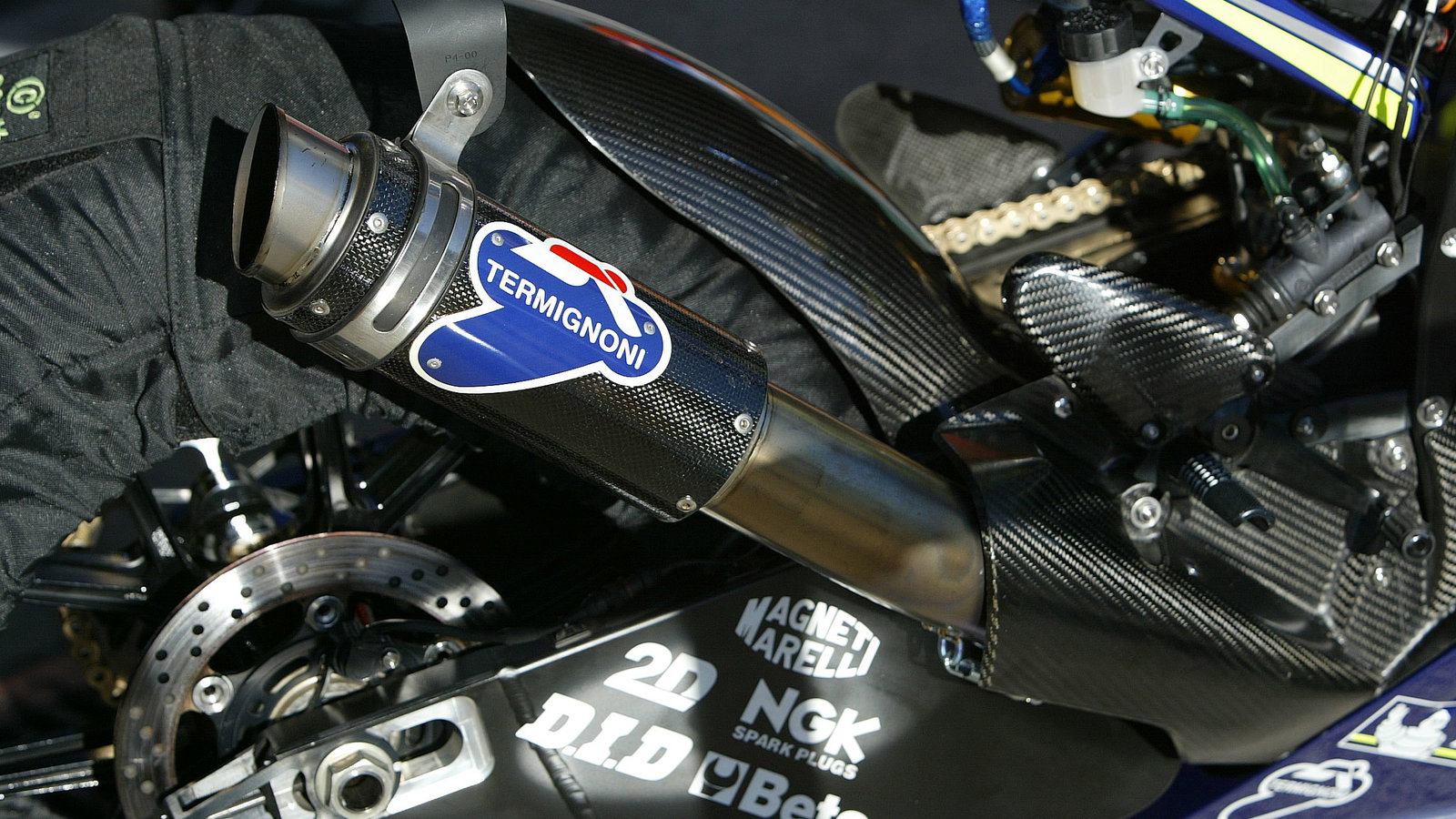 Rossi`s M1 exhaust, Spanish MotoGP 2005