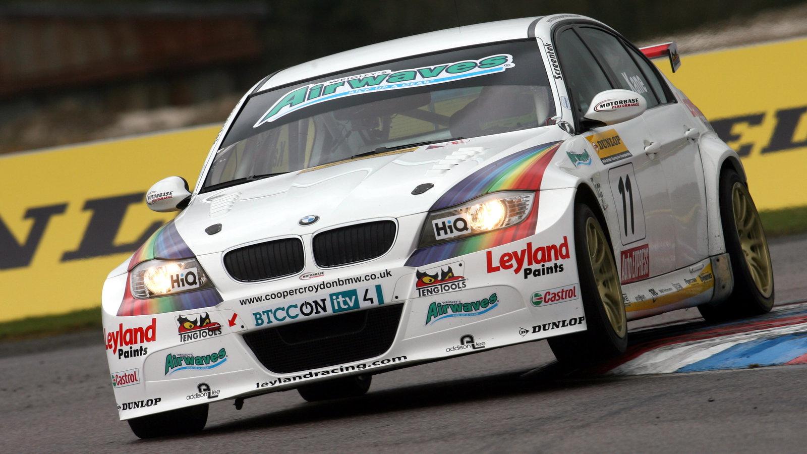 Steven Kane (GBR) Airwaves BMW 320si E90