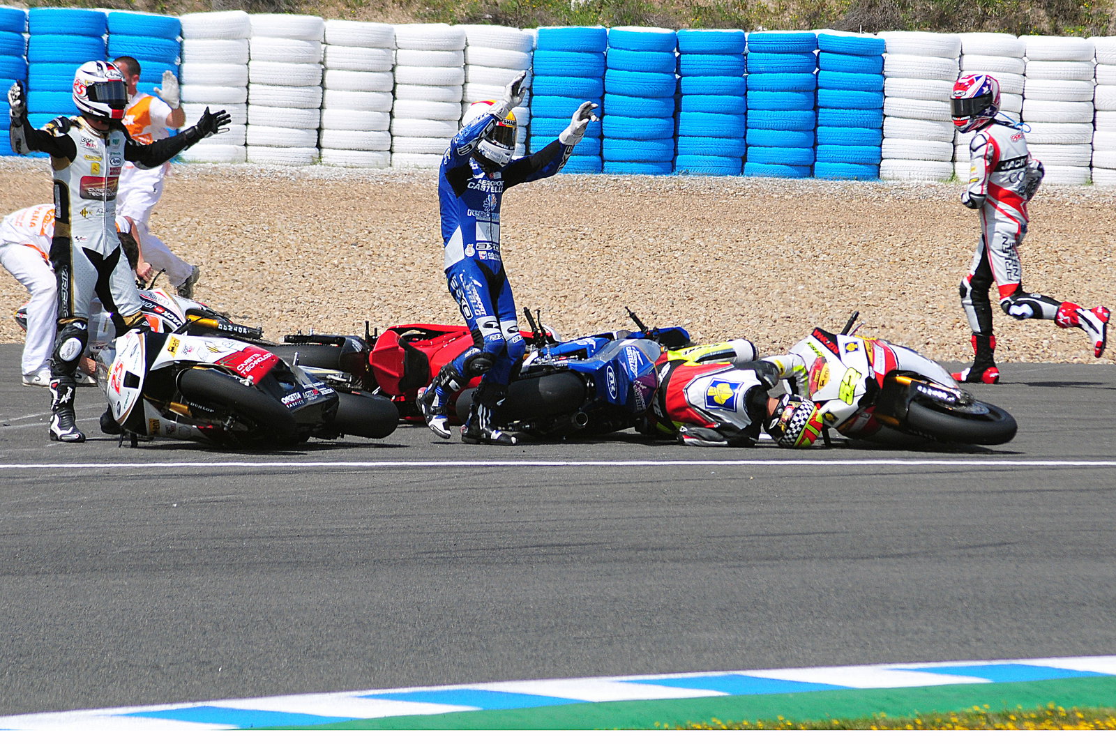 Aftermath of Tomizawa crash, Moto2, Spanish MotoGP, 2010
