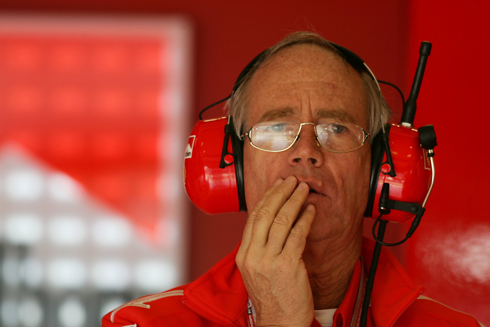 Rory Byrne (RSA) Ferrari Chief Designer San Marino Grand Prix, Formula One, Saturday , 21/04/05, Imo