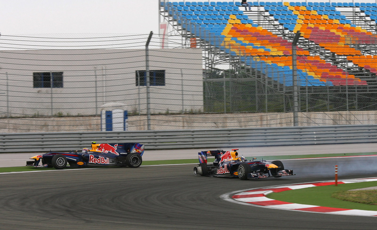 Race, Sebastian Vettel (GER), Red Bull Racing, RB6 and Mark Webber (AUS), Red Bull Racing, RB6