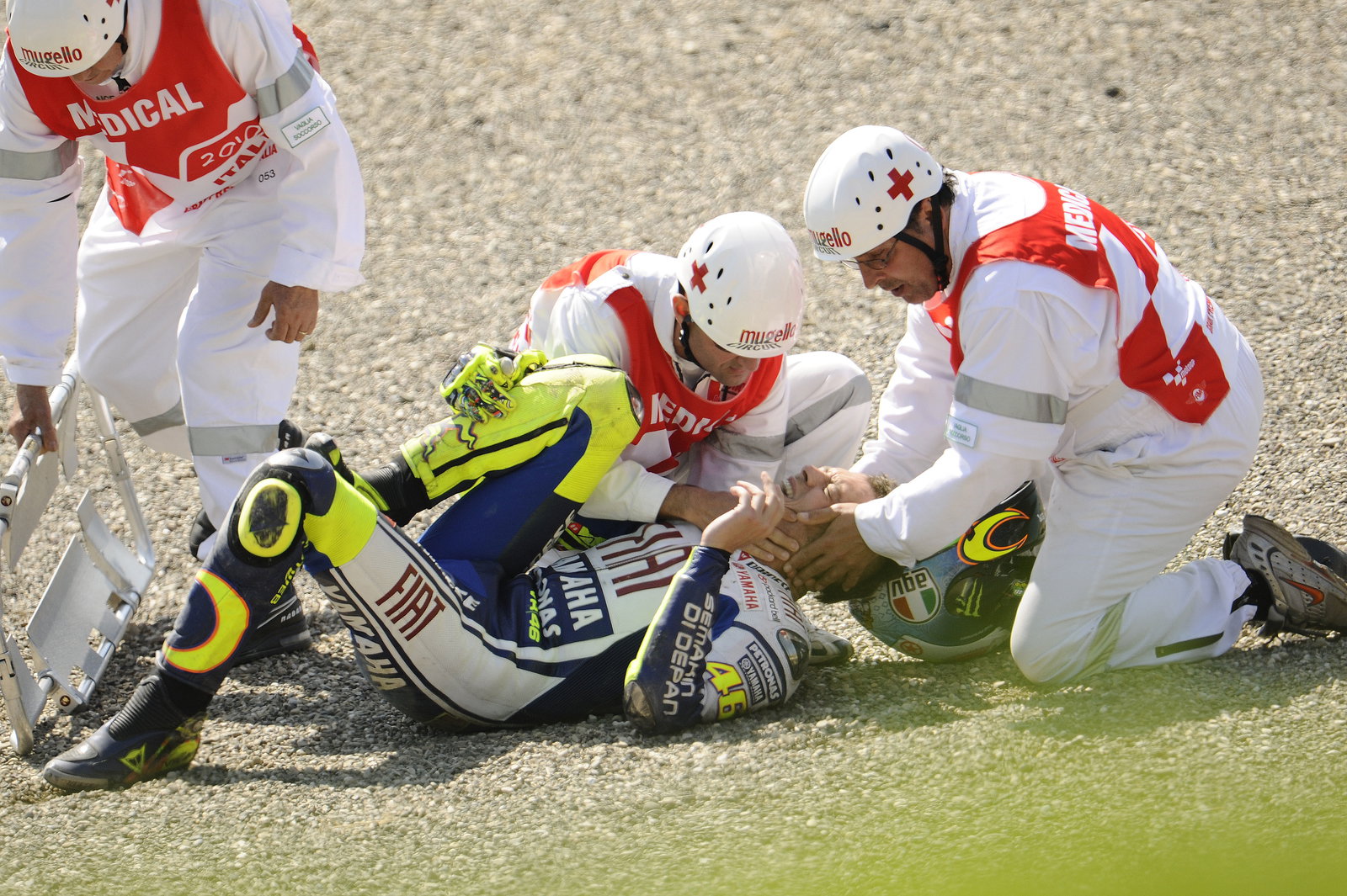 Rossi, leg broken after crash, Italian MotoGP 2010