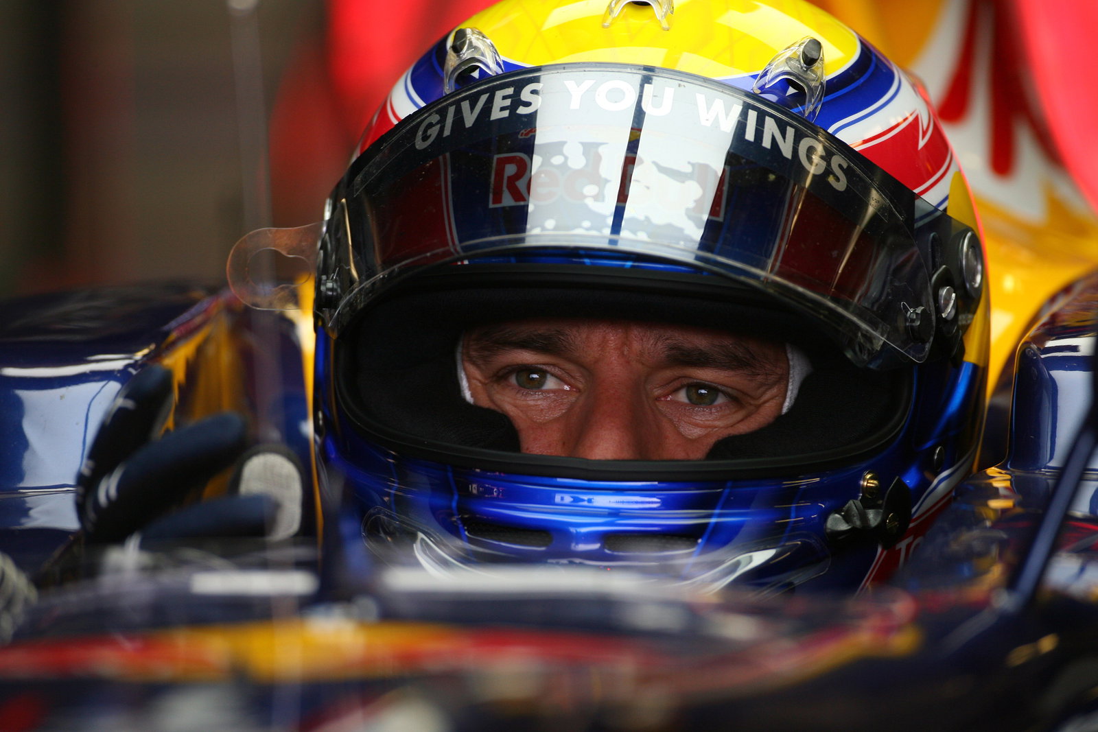 Friday Practice 1, Mark Webber (AUS), Red Bull Racing, RB6