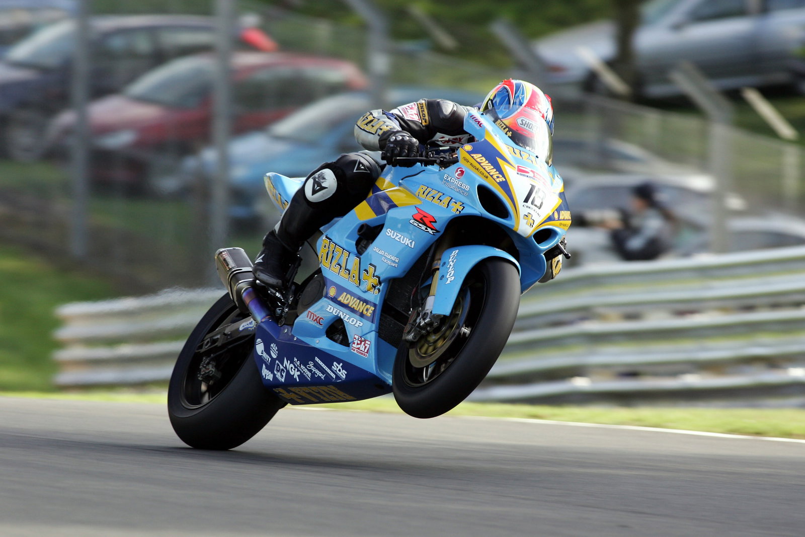 2.5.05British Superbike Championship, Oulton Park, Round 4. BSB Warm up. James Haydon, Rizla Suzuki