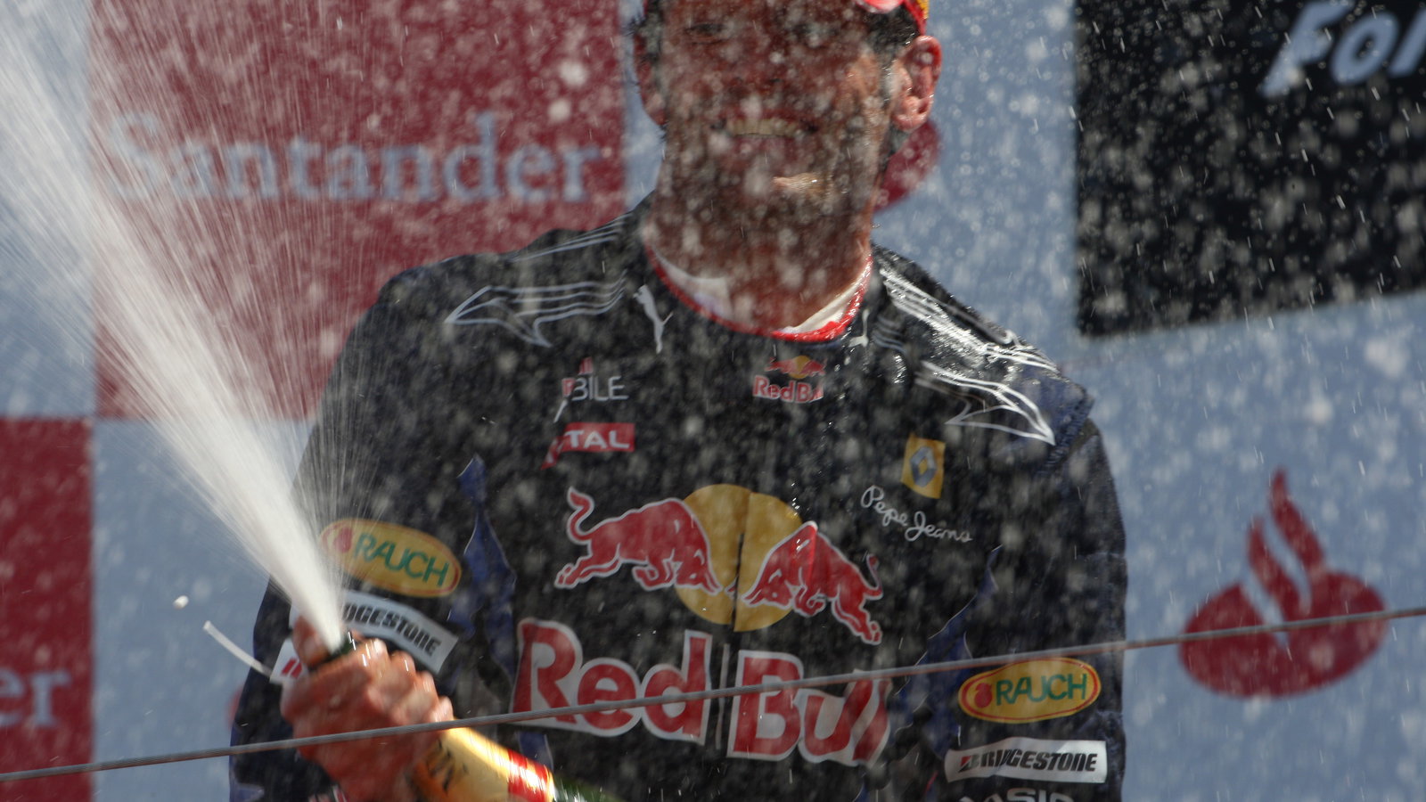 Race, Mark Webber (AUS), Red Bull Racing, RB6 race winner