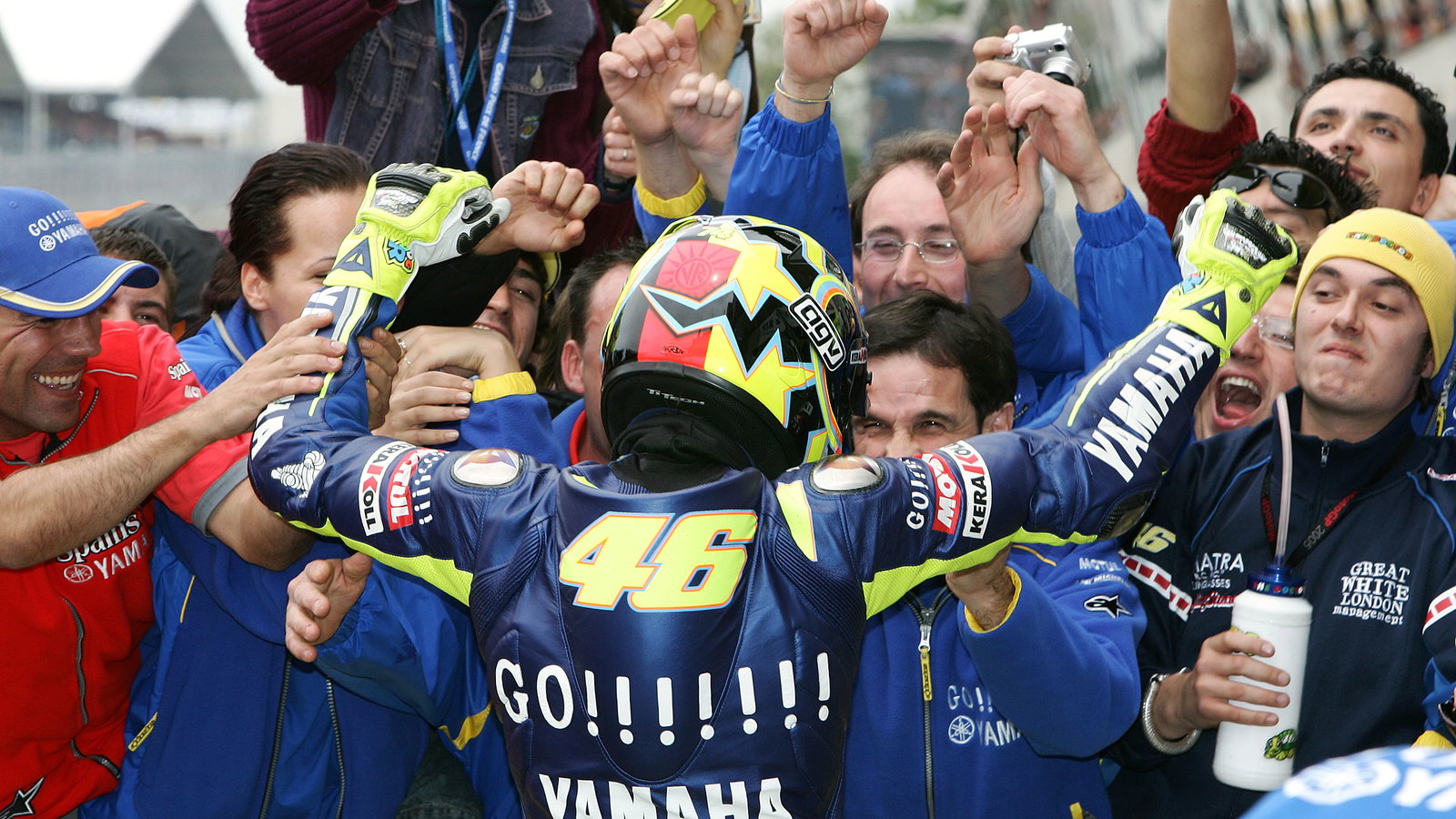 Rossi celebrates, French MotoGP Race 2005