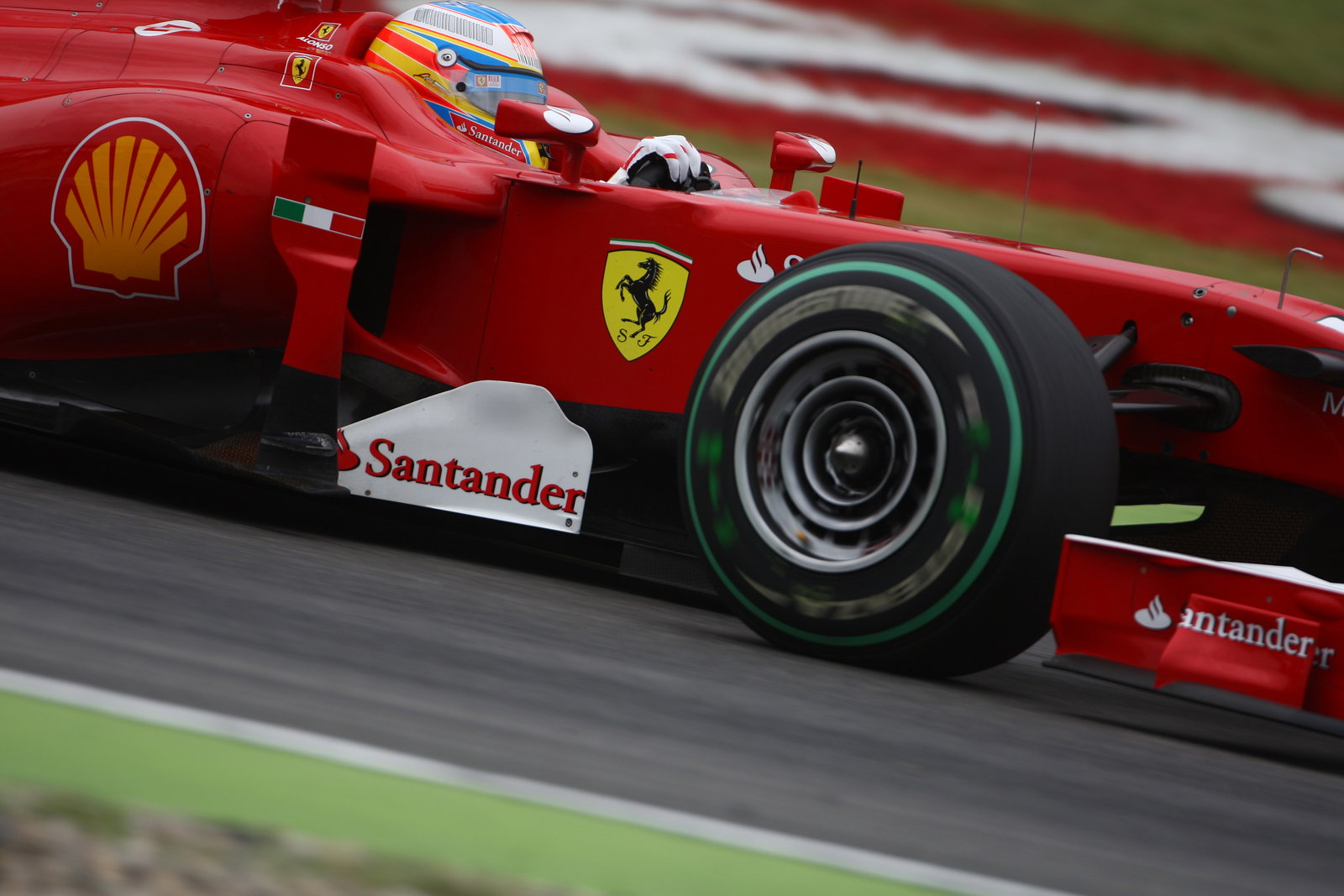 Friday Practice 2, Fernando Alonso (ESP), Scuderia Ferrari, F10