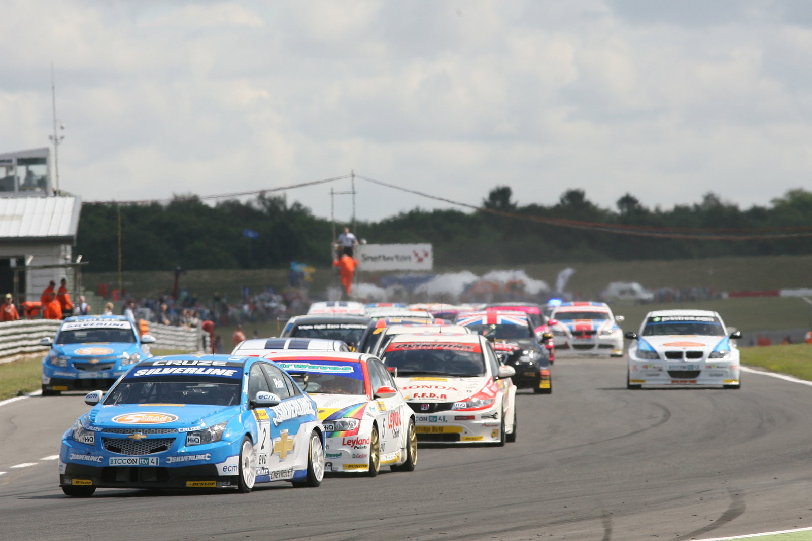 Start, Jason Plato (GBR) - RML Chevrolet Lacetti leads