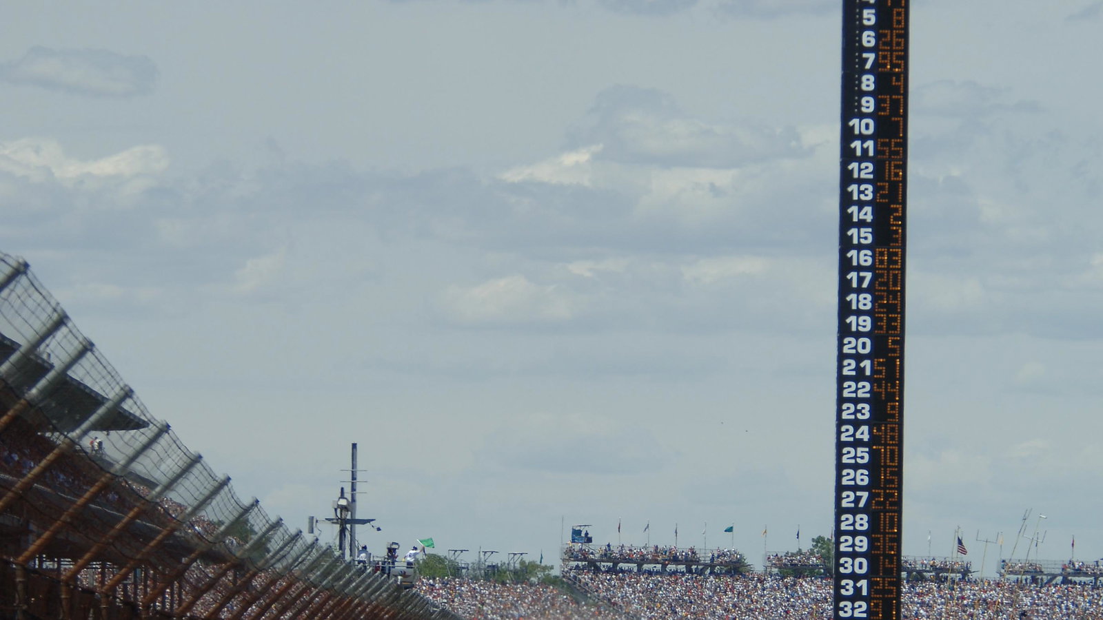 Tony Kanaan leads a restart at Indianapolis.