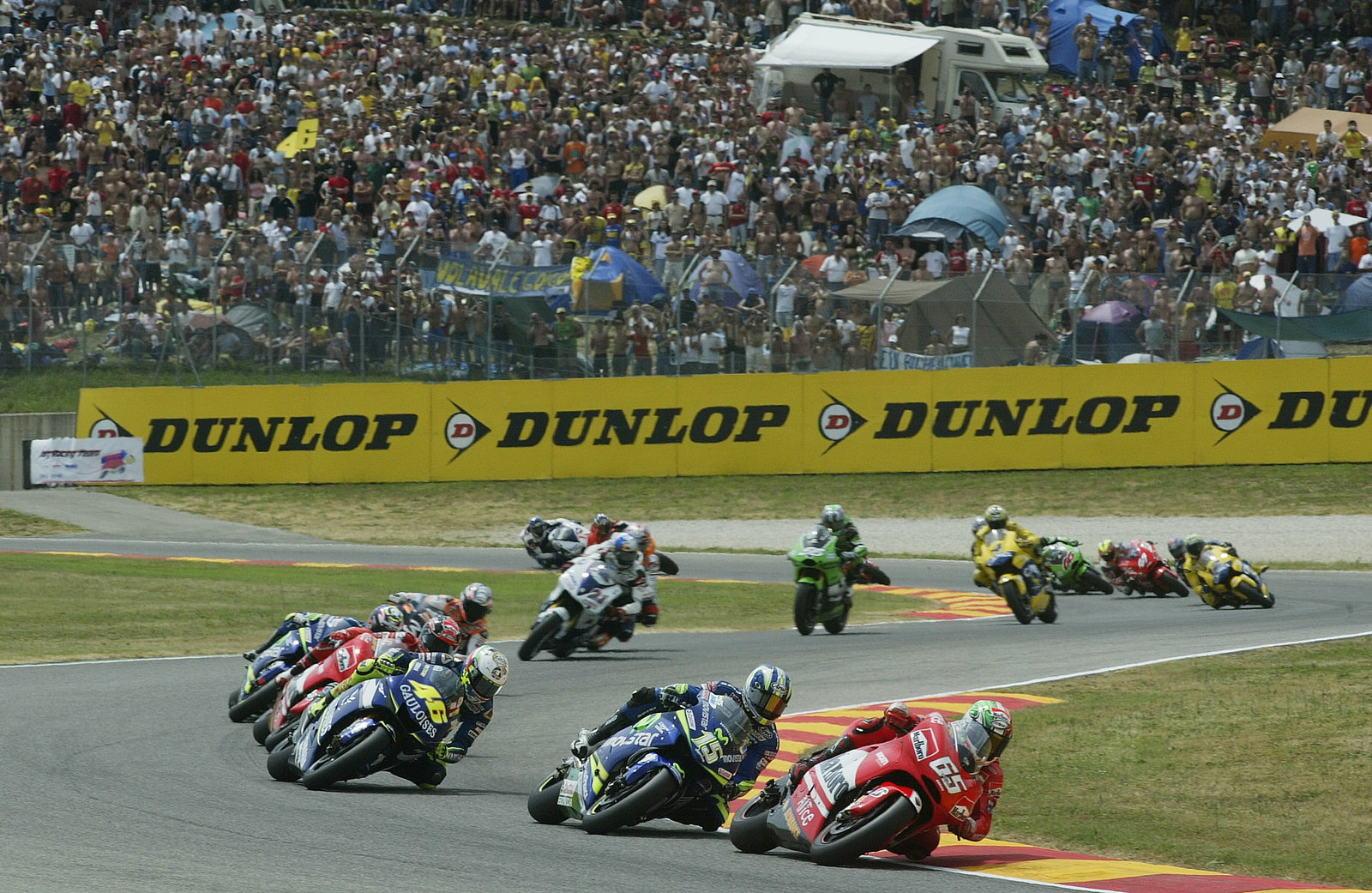 Capirossi, Gibernau, Rossi, Start, Italian MotoGP Race, 2005