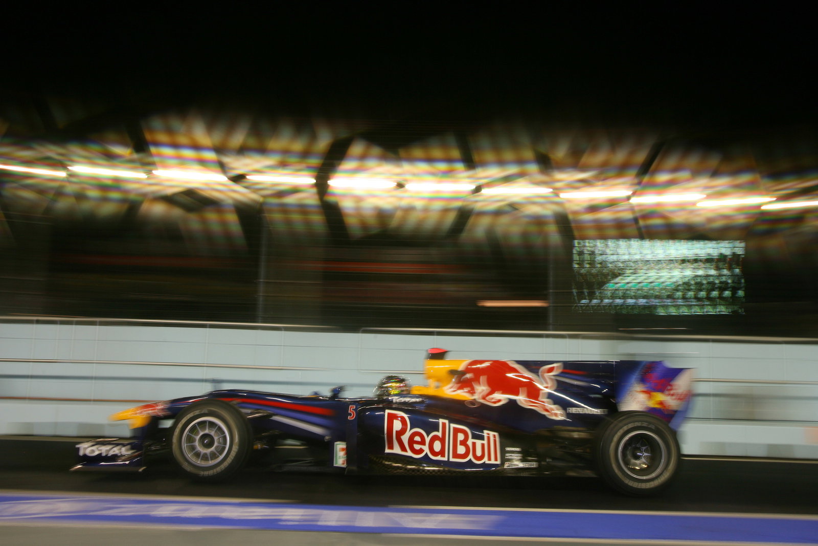 Friday Practice 1, Sebastian Vettel (GER), Red Bull Racing, RB6