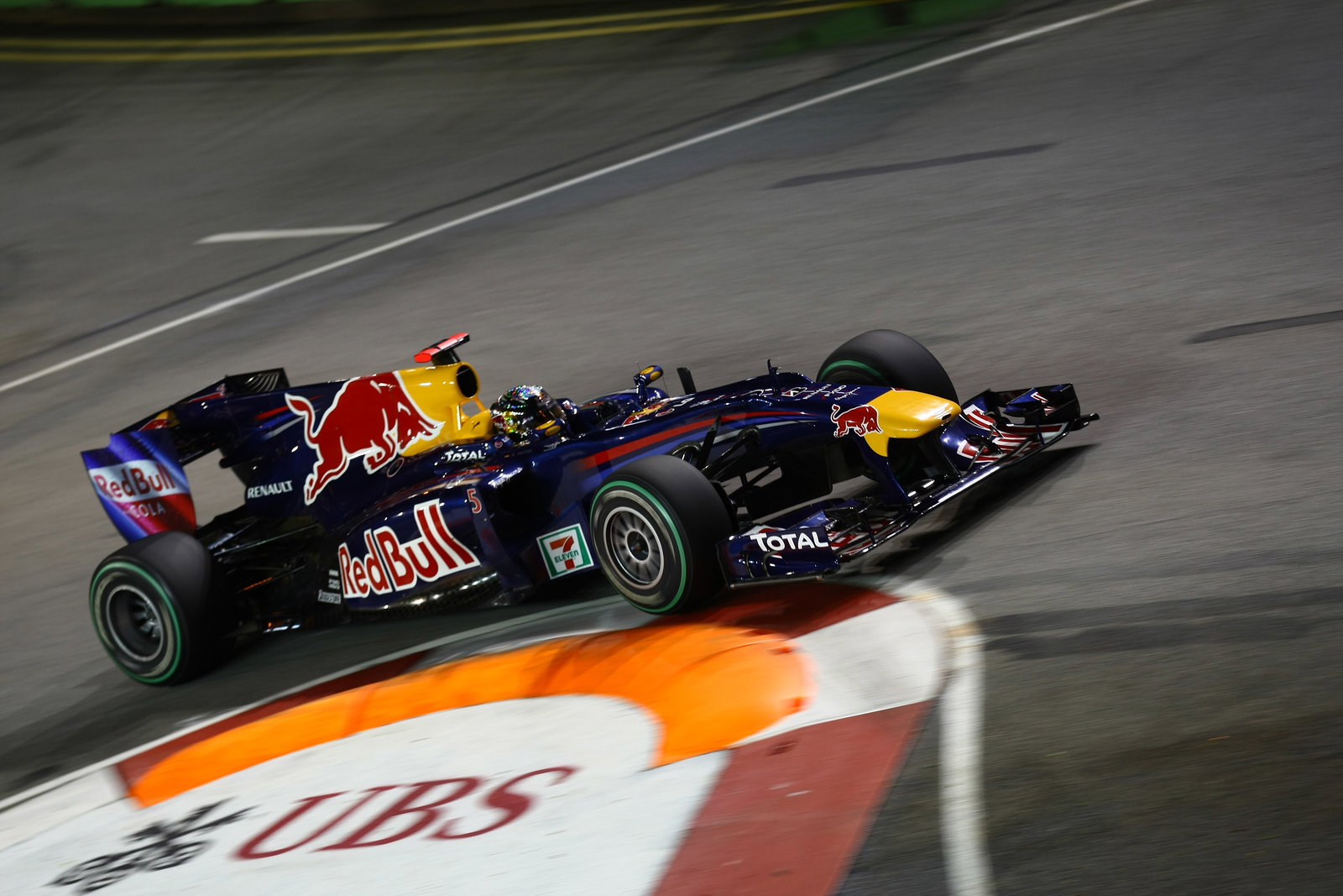 Friday Practice 2, Sebastian Vettel (GER), Red Bull Racing, RB6