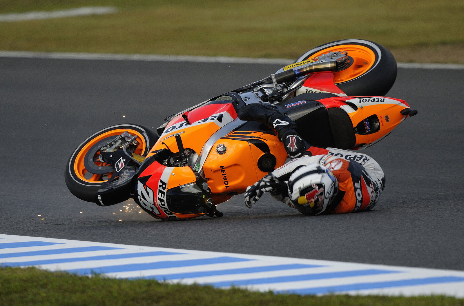 Pedrosa crash, Japanese MotoGP 2010