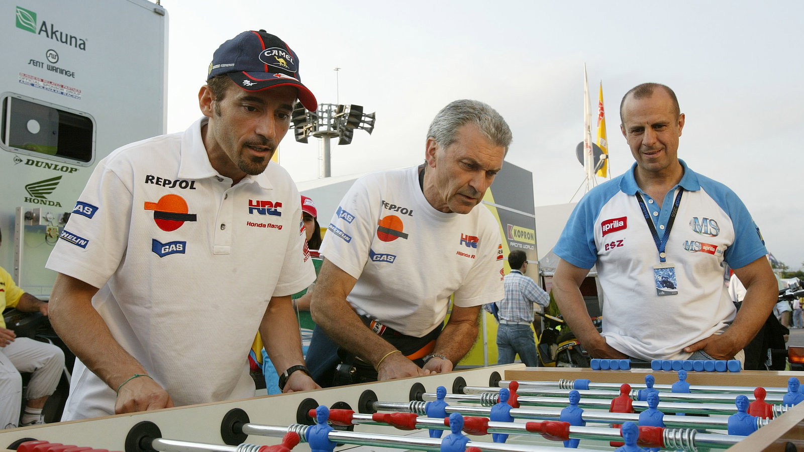Biaggi playing table foosball, Catalunya MotoGP 2005