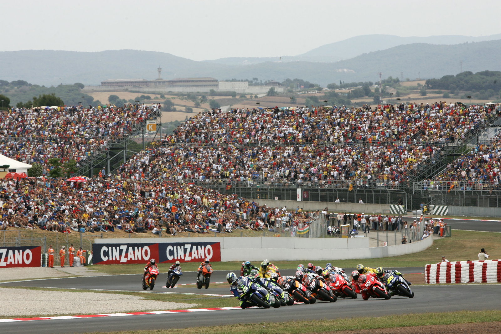 Start, Catalunya MotoGP Race 2005