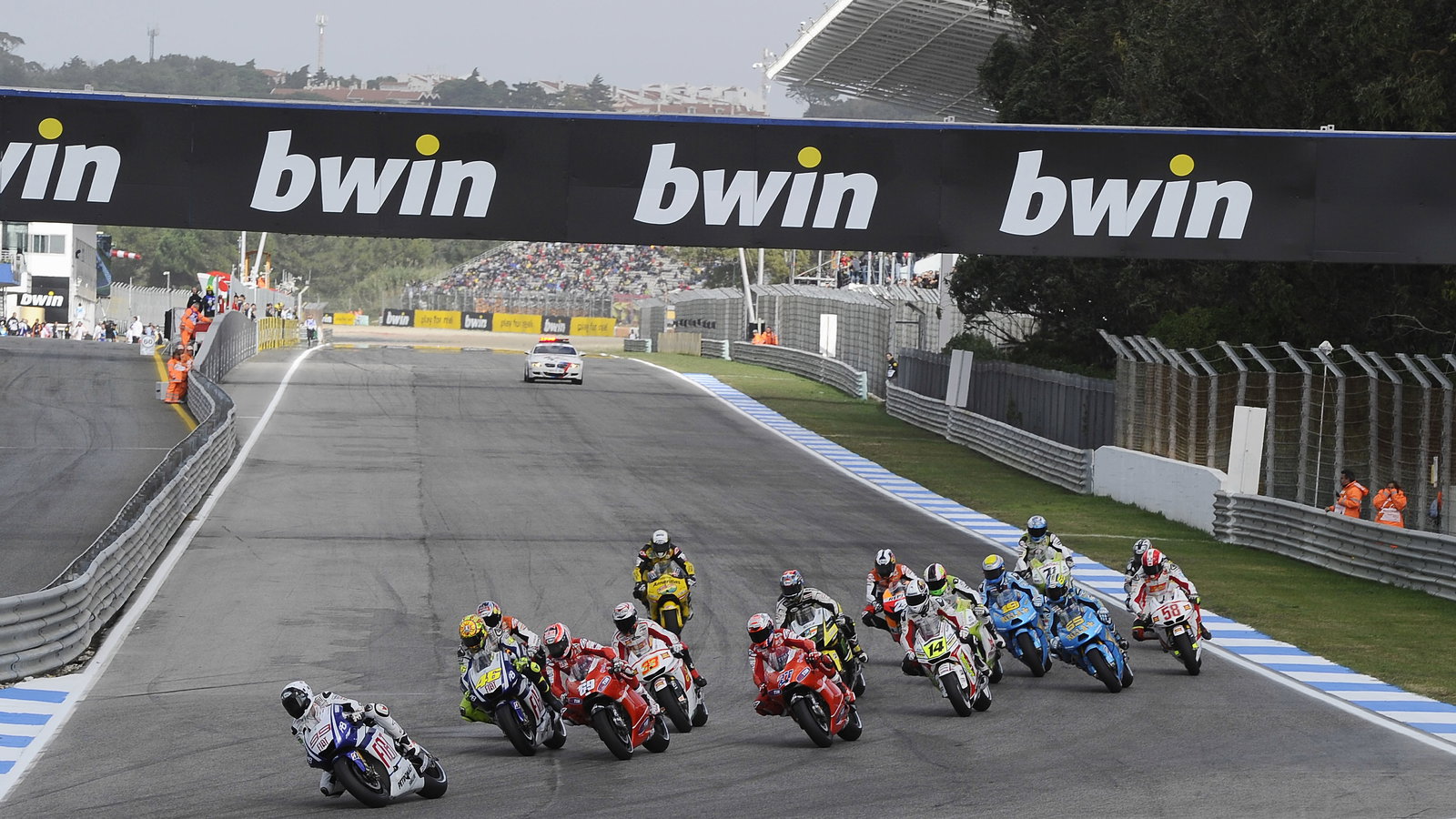 Lorenzo, Race Start, Portuguese MotoGP Race 2010