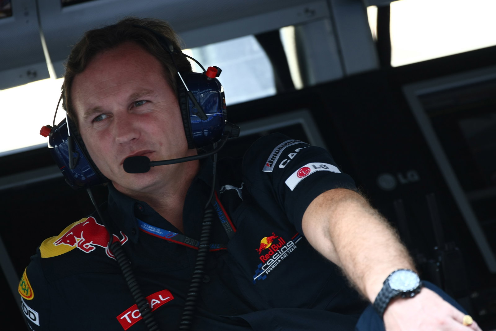 Friday Practice 1, Christian Horner (GBR), Red Bull Racing, Sporting Director