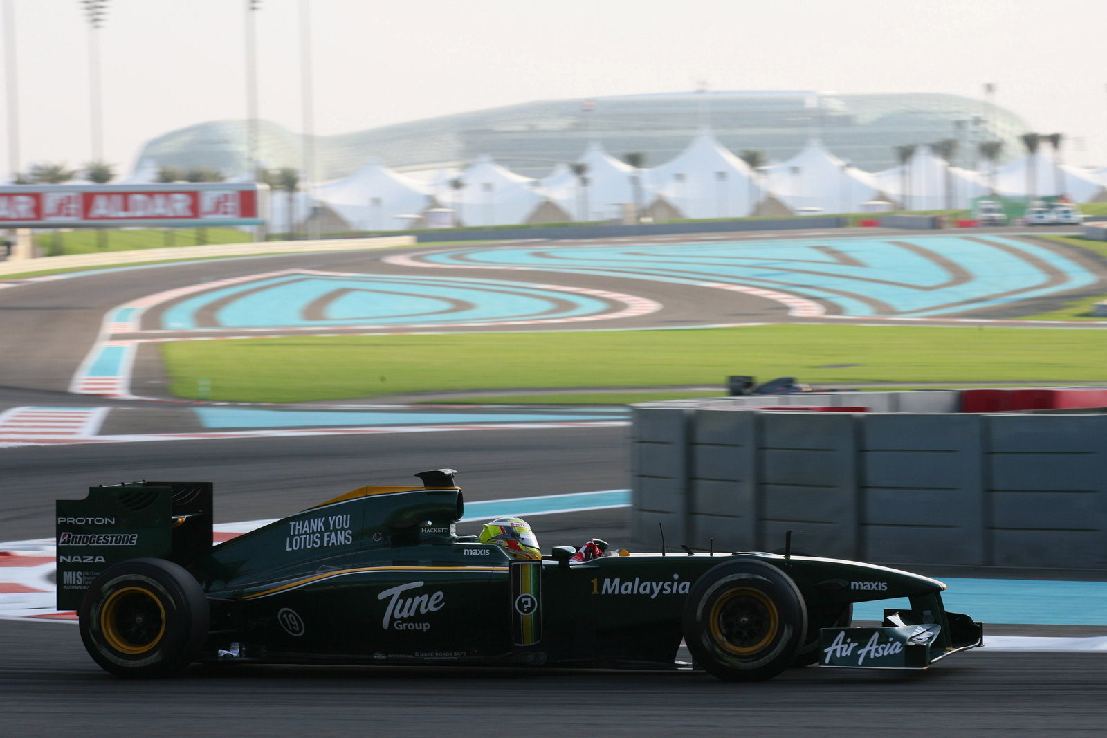 Rodolfo Gonzalez (VEN), Lotus F1 Team