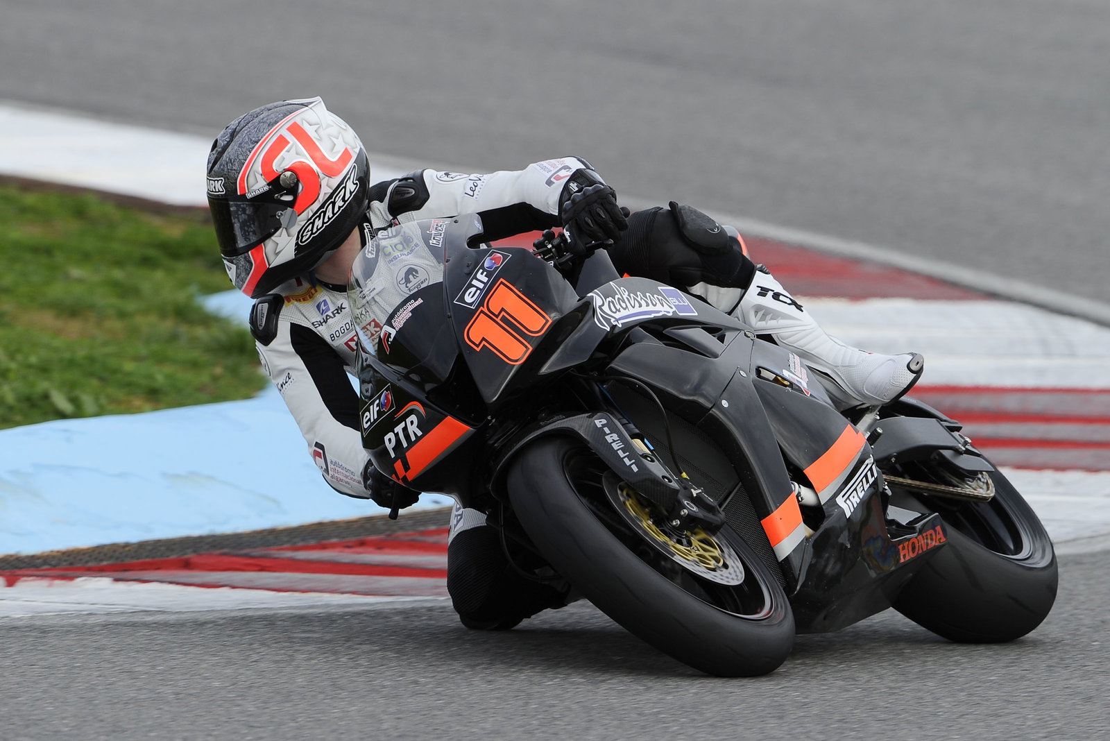 Sam Lowes, Portuguese January WSS Test 2011