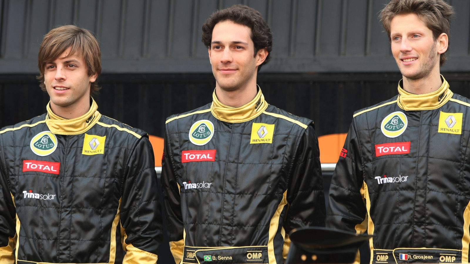 31.01.2011 Valencia, Spain, Jan Charouz (CZE), test driver, Lotus Renault GP, Bruno Senna (BRA), te