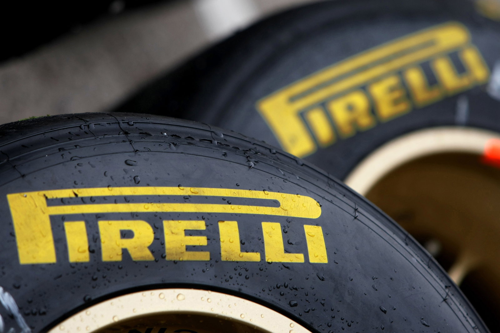 Pirelli tyres