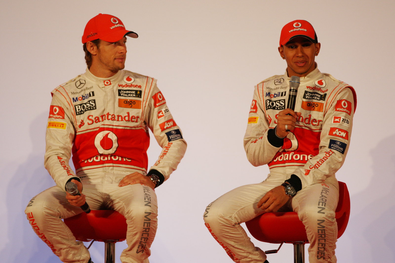 Jenson Button (GBR), McLaren Mercedes, Lewis Hamilton (GBR), McLaren Mercedes - Vodafone McLaren Me