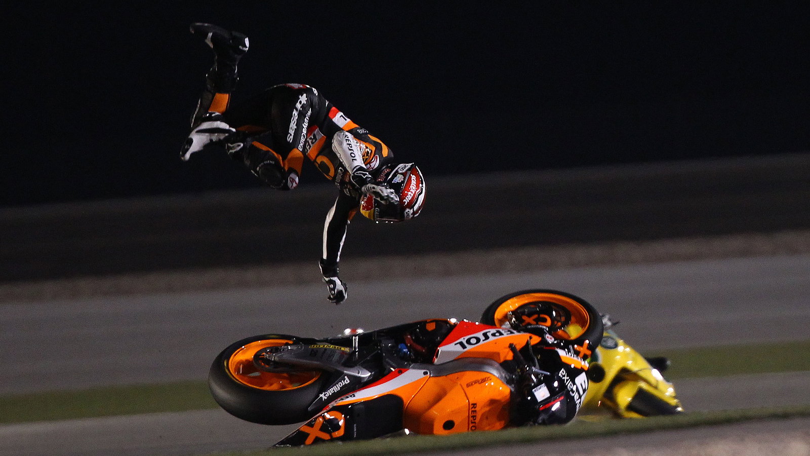 Marquez crash, Moto2, Qatar MotoGP 2011