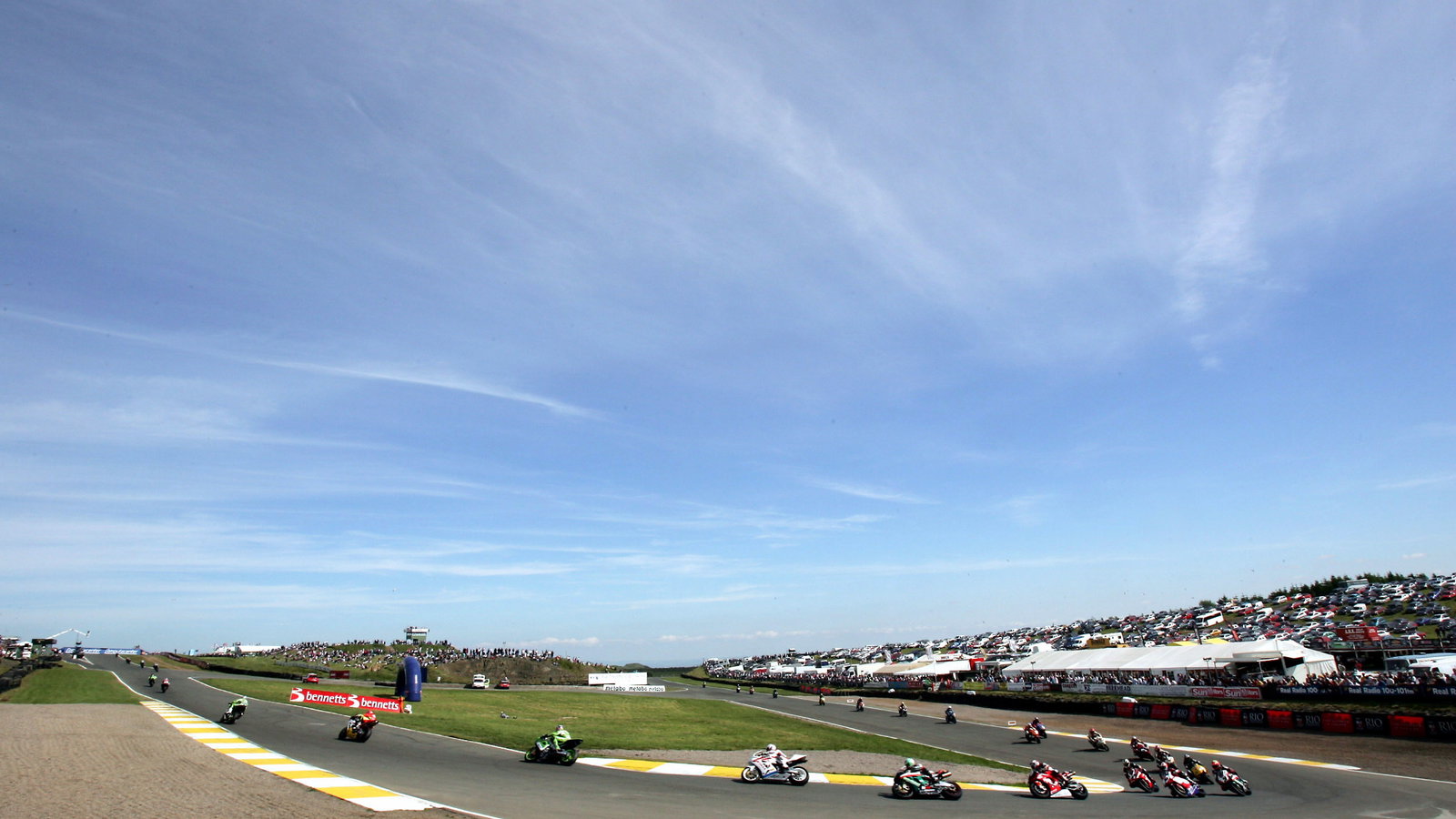 Pic: Tim Keeton/Raymonds Press Agency. 26.6.05
British Superbike Championship, Round 7, Knockhill, 