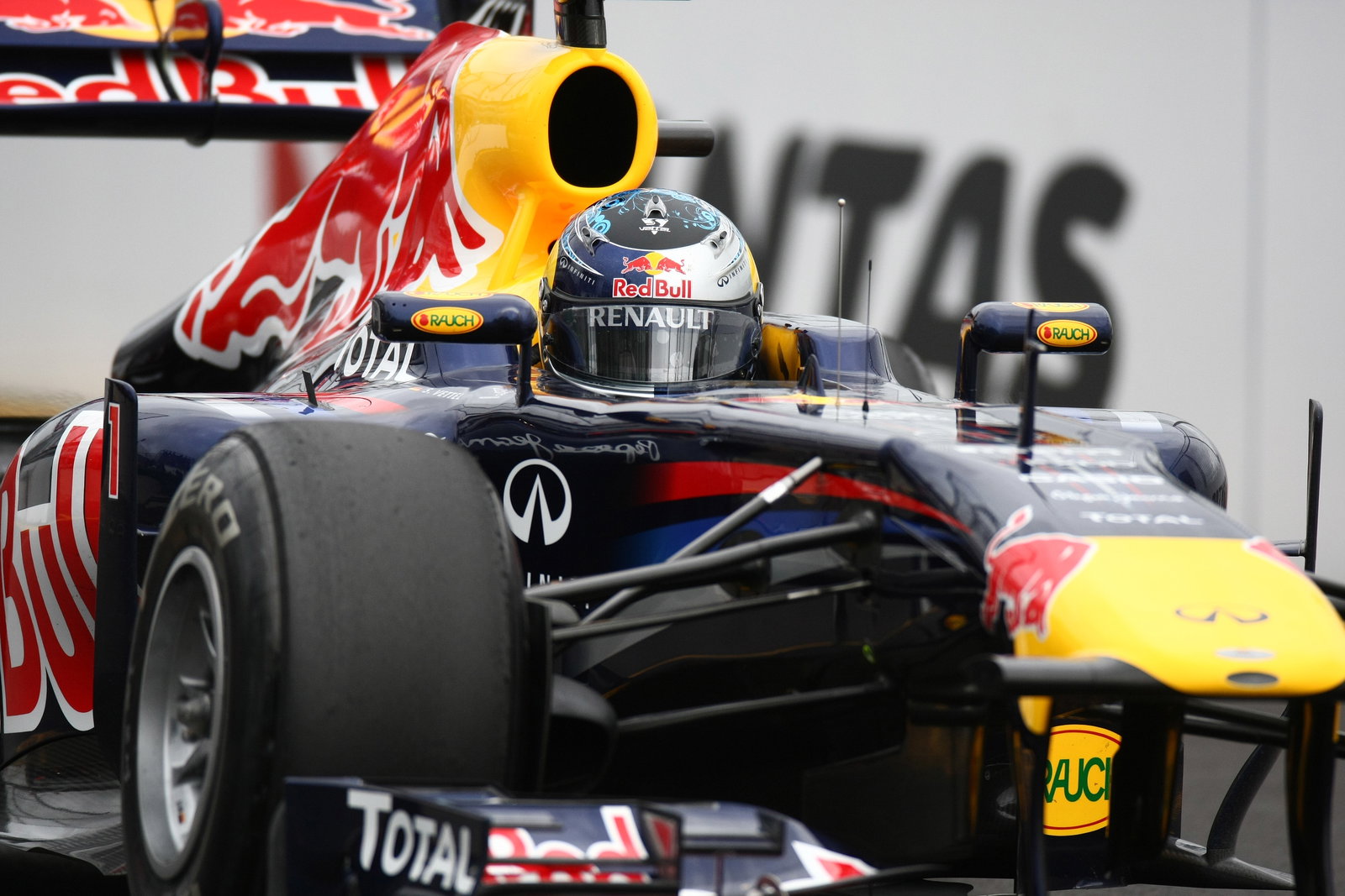 25.03.2011- Friday Practice 1, Sebastian Vettel (GER), Red Bull Racing, RB7