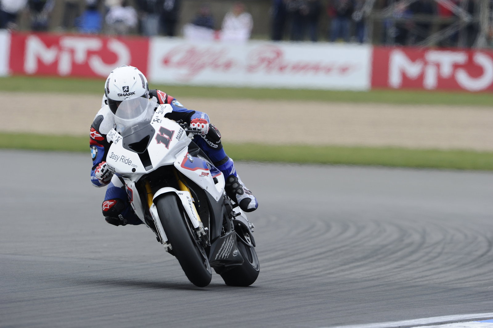 Corser, Donington WSBK Race 1 2011