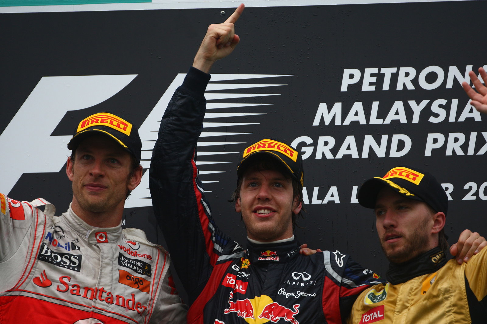 10.04.2011- Race, Sebastian Vettel (GER), Red Bull Racing, RB7 race winner, Jenson Button (GBR), McL