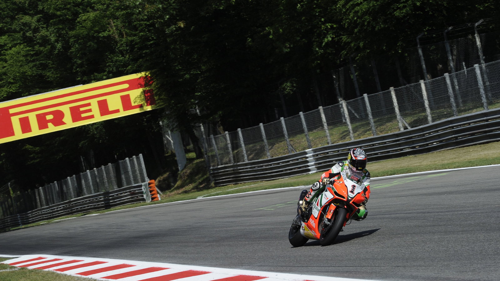 Biaggi, Monza WSBK Race 2 2011
