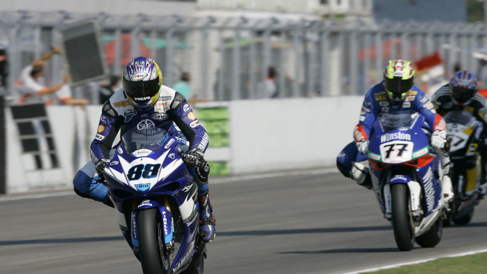 Pitt, Vermeulen, WSBK Race 2 Brno, 2005