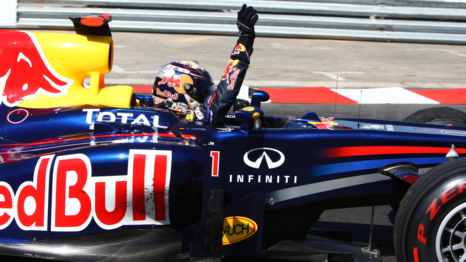 29.05.2011- Race, Sebastian Vettel (GER), Red Bull Racing, RB7 race winner