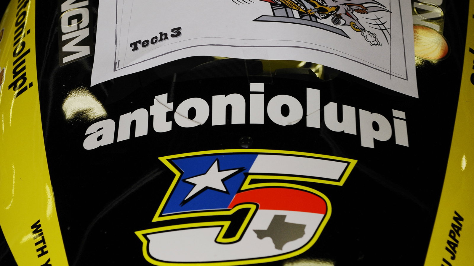 Edwards get well note, Catalunya MotoGP 2011