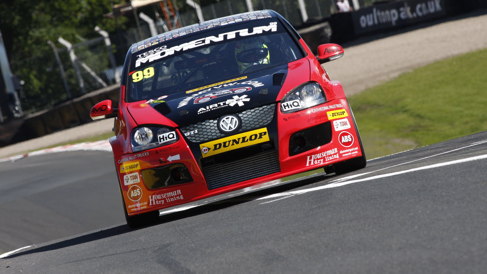 Tom Onslow Cole (GBR) AmD Milltek Racing Volkswagen Golf